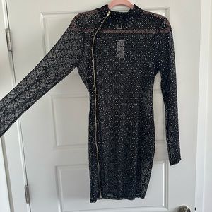 😍See thru mesh bedazzled zip up dress